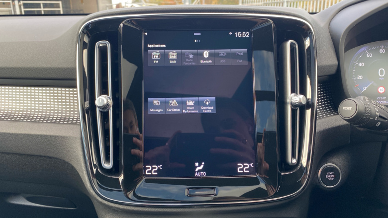 Volvo Xc40 2.0 B4P R DESIGN 5dr Auto Petrol Estate